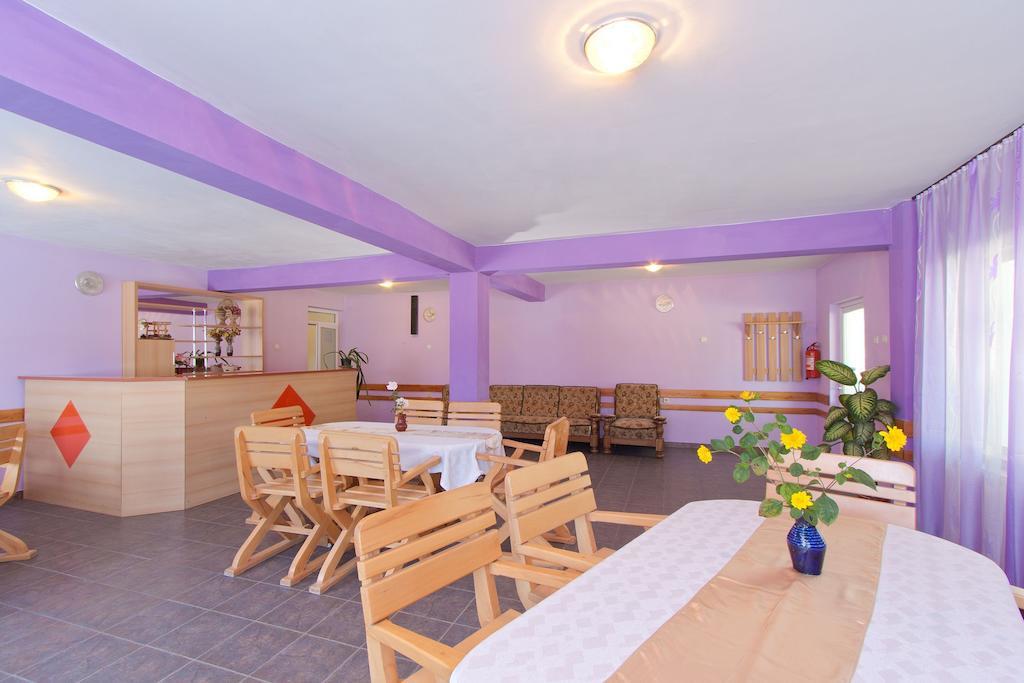 Motel Evrica Horezu Luaran gambar