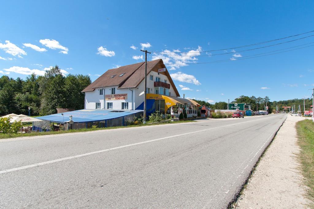 Motel Evrica Horezu Luaran gambar